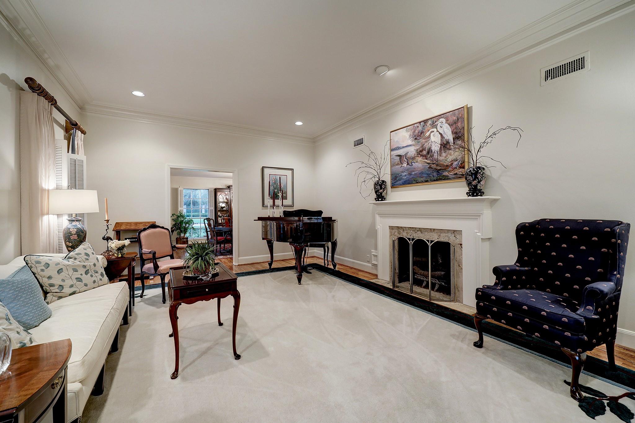 5390 Holly Springs Drive