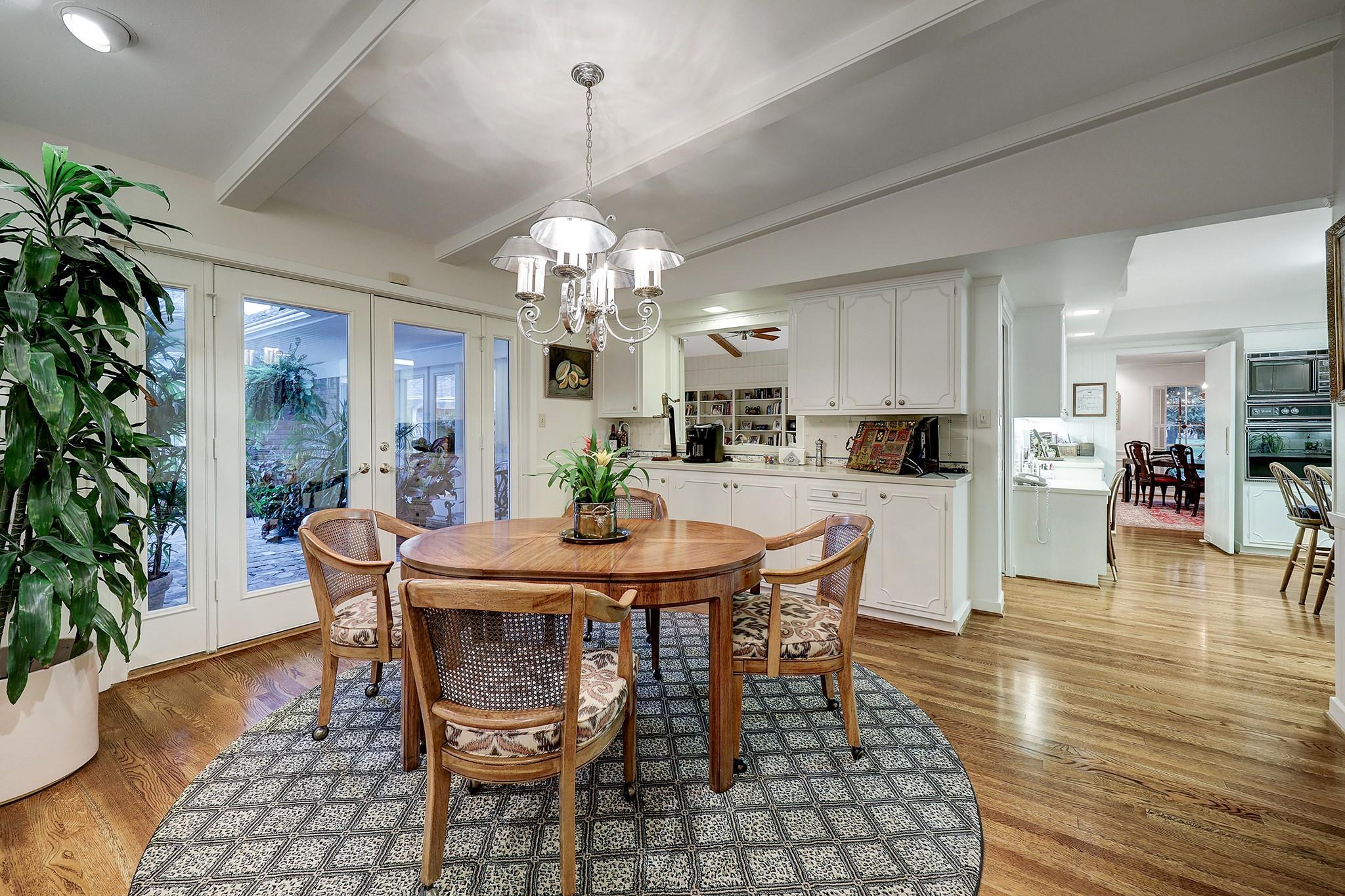 5390 Holly Springs Drive