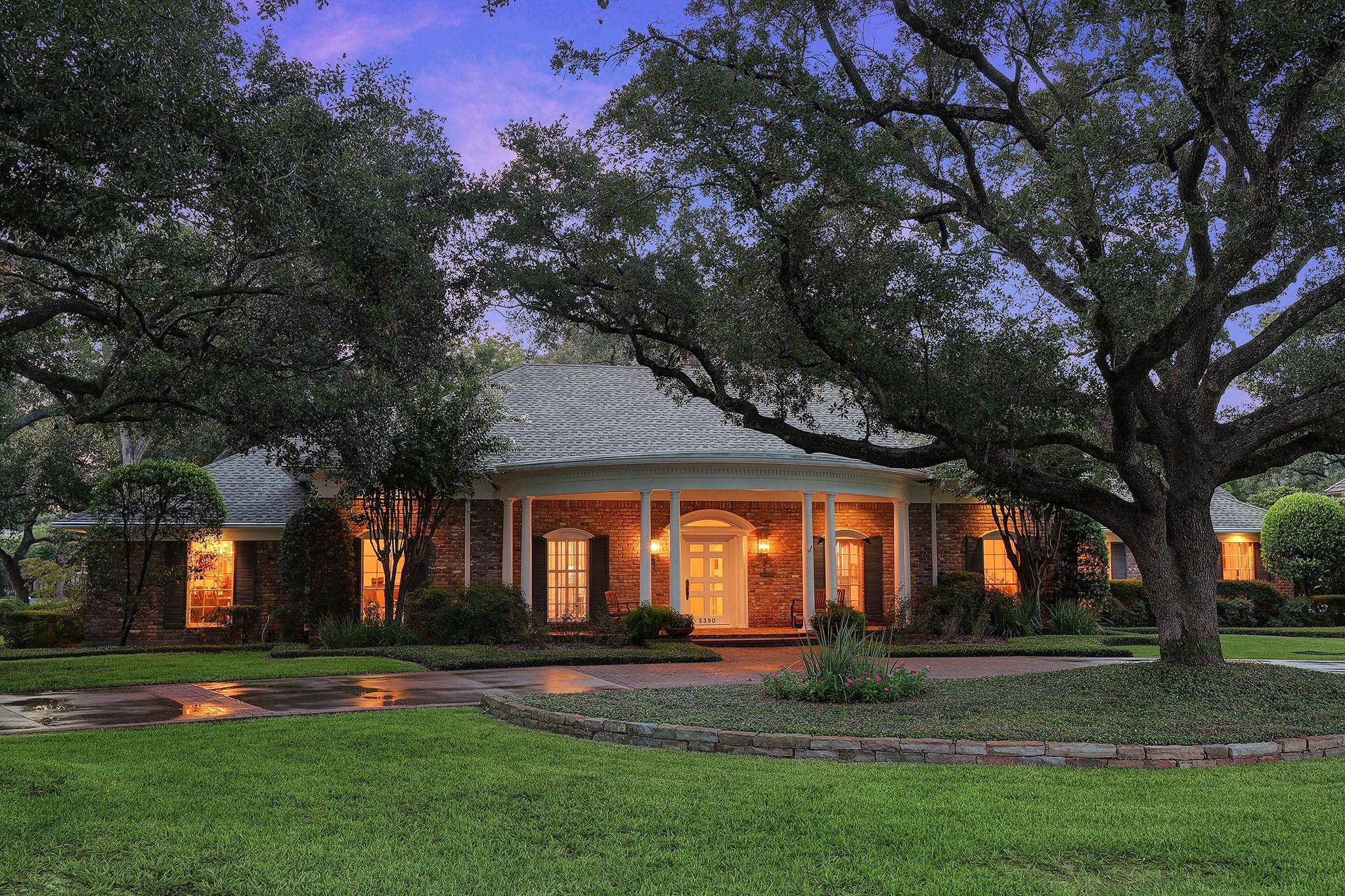 5390 Holly Springs Drive