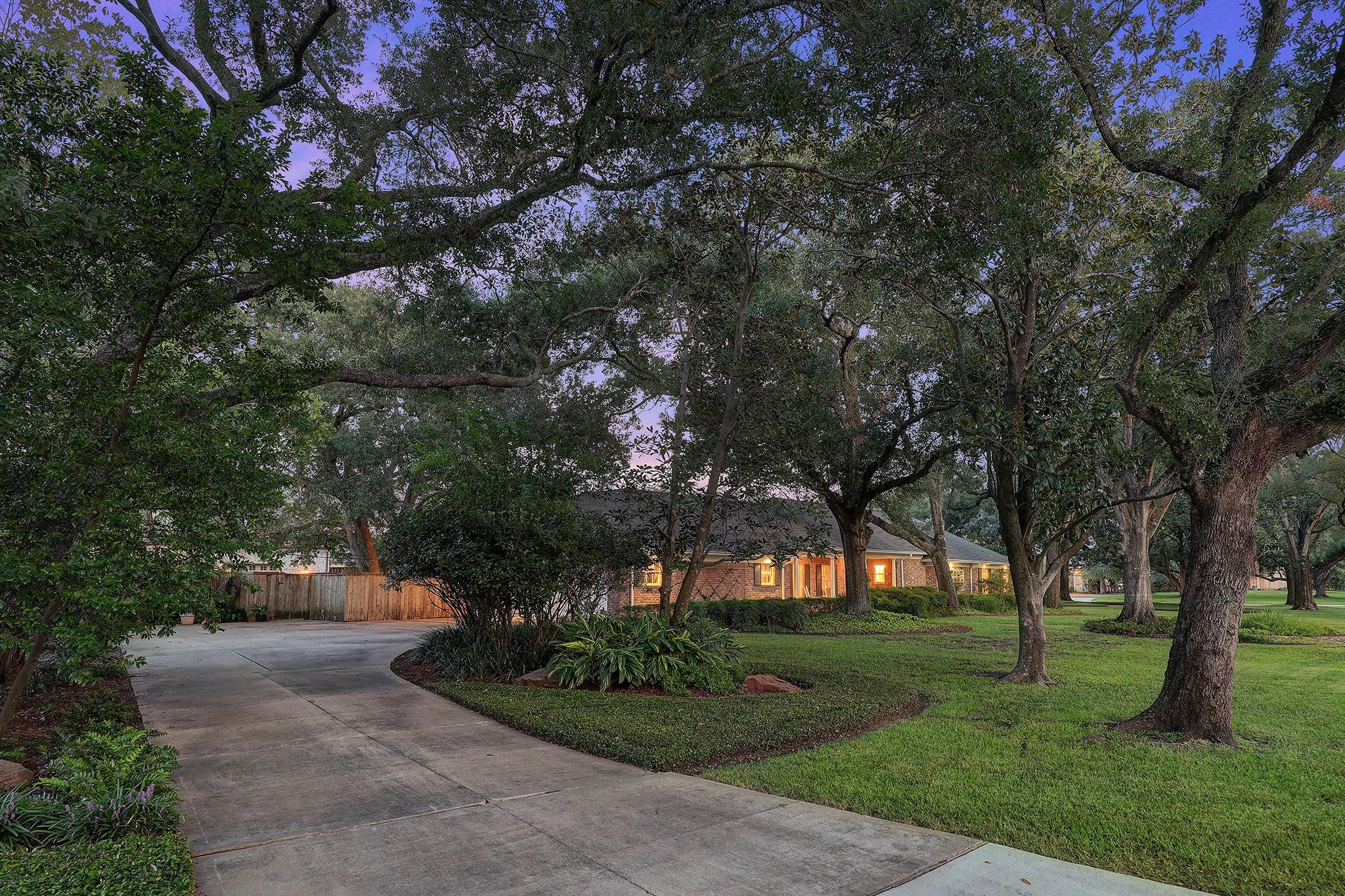 5390 Holly Springs Drive