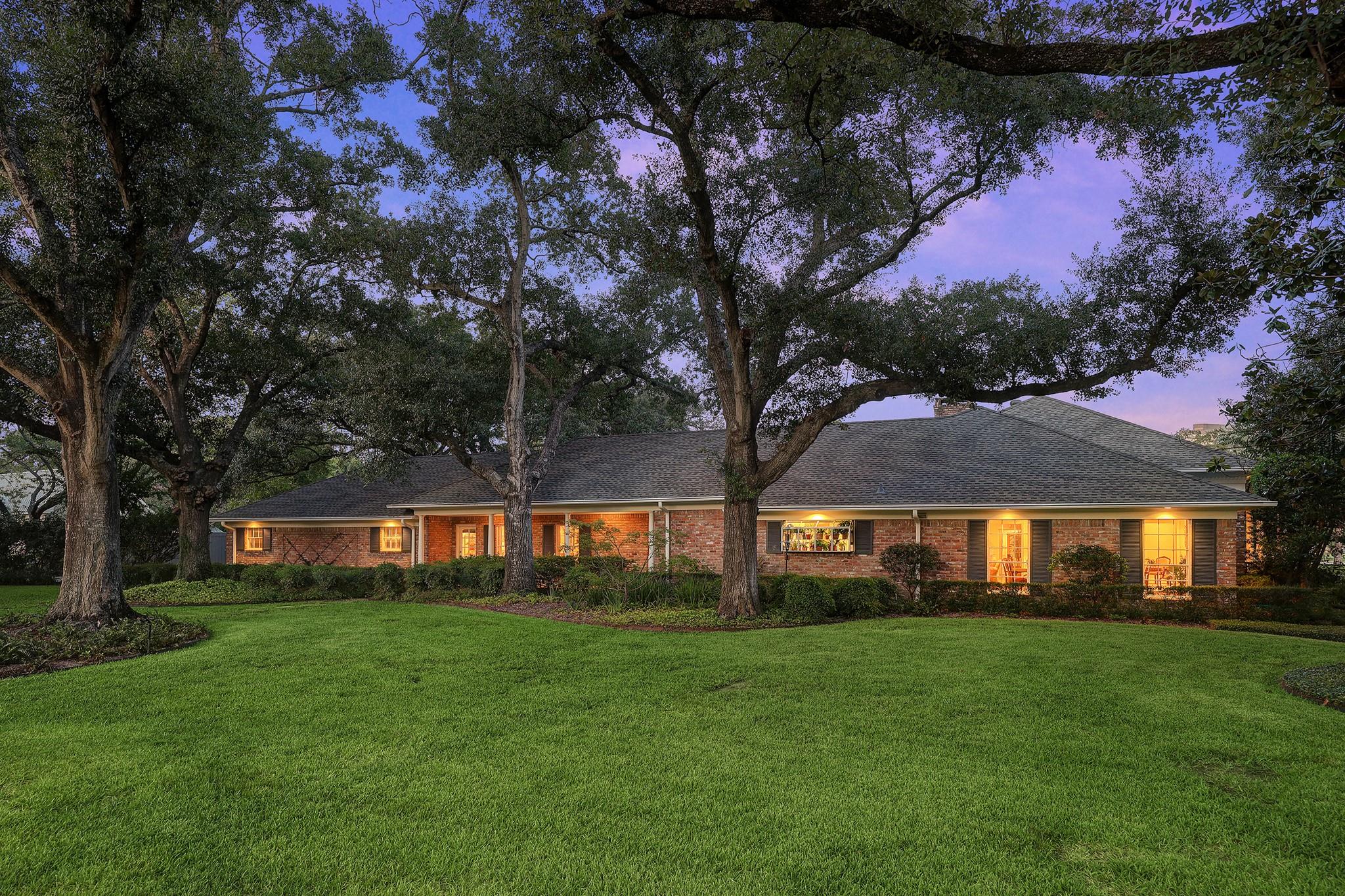 5390 Holly Springs Drive