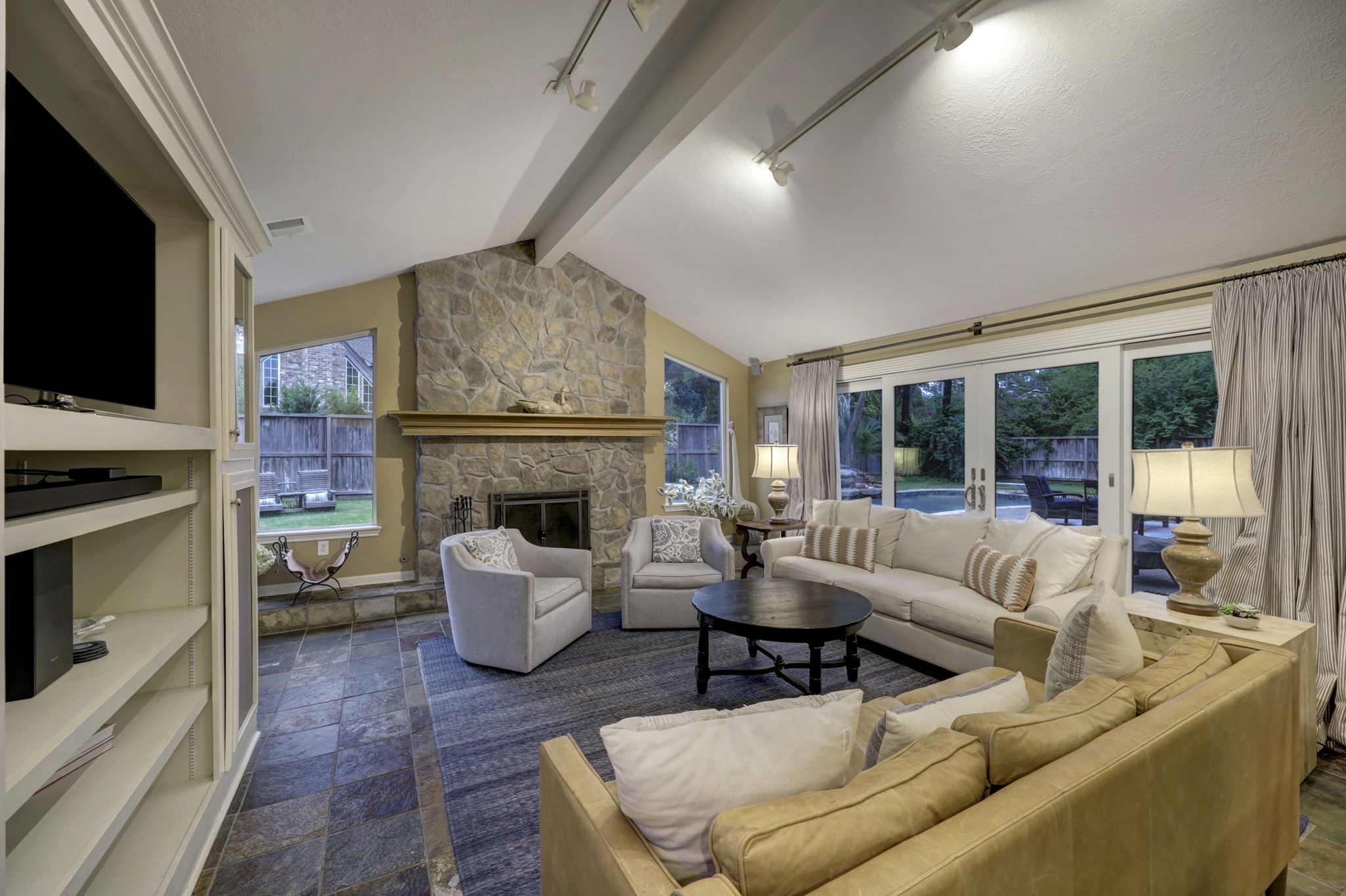 11322 Surrey Oaks Lane