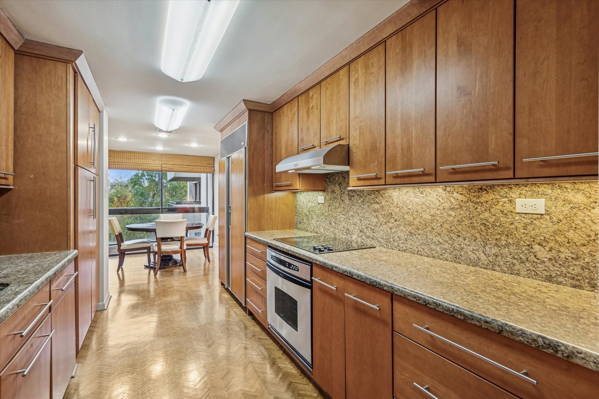 49 Briar Hollow Lane #203