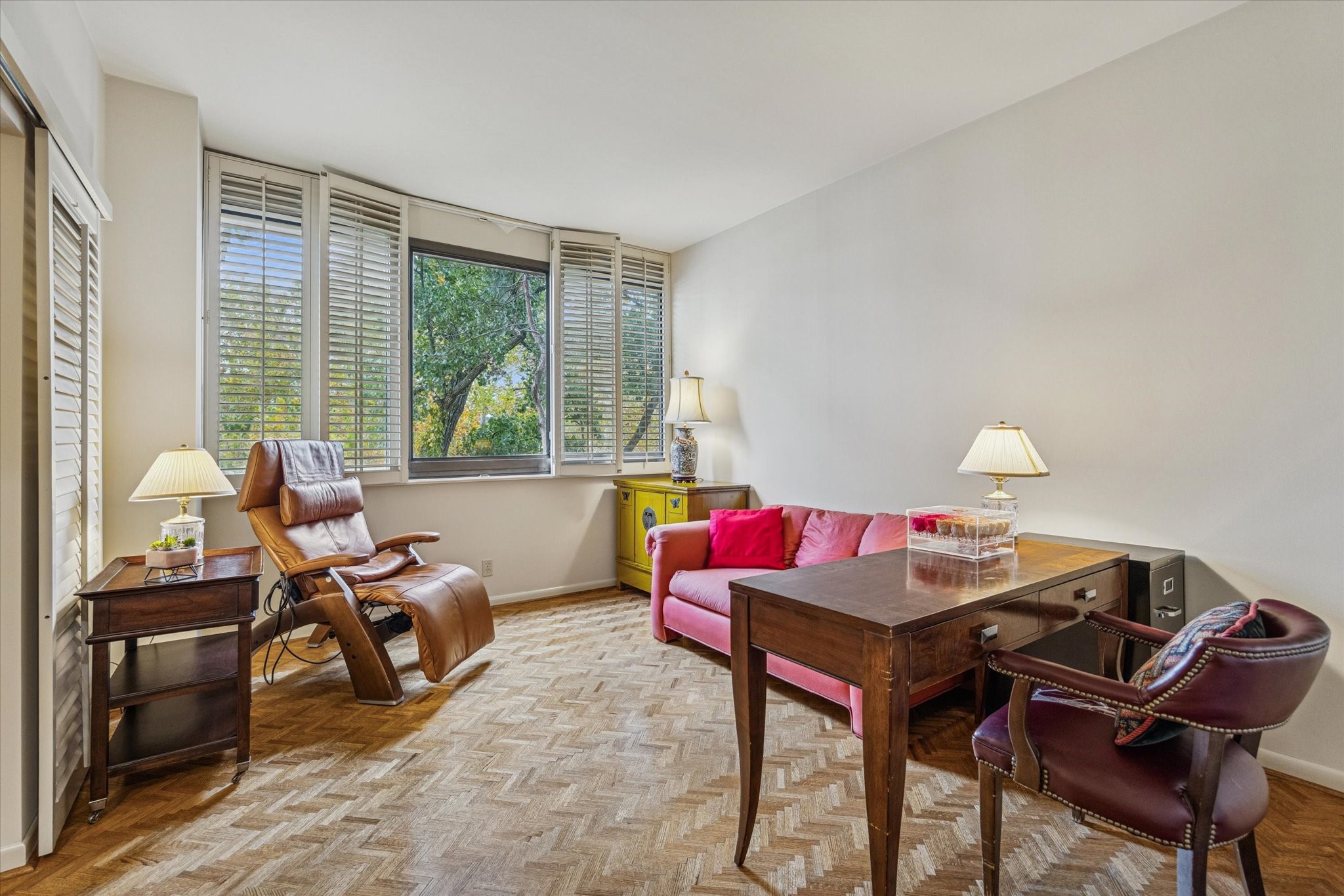 49 Briar Hollow Lane #203