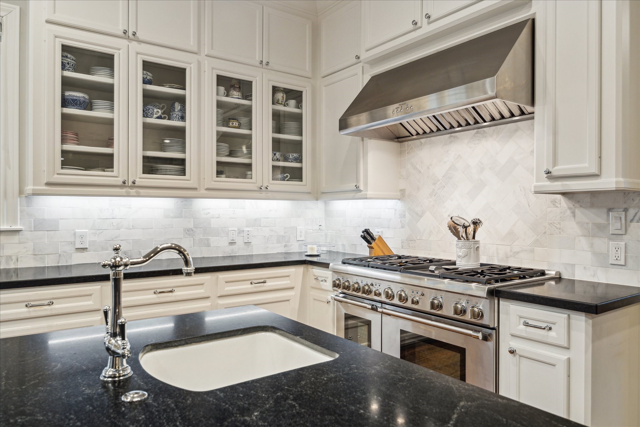 6225 Piping Rock Lane