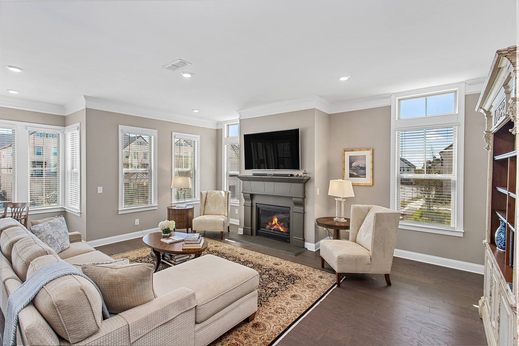 3900 Danube Lane