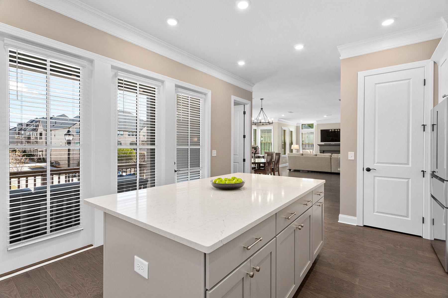 3900 Danube Lane