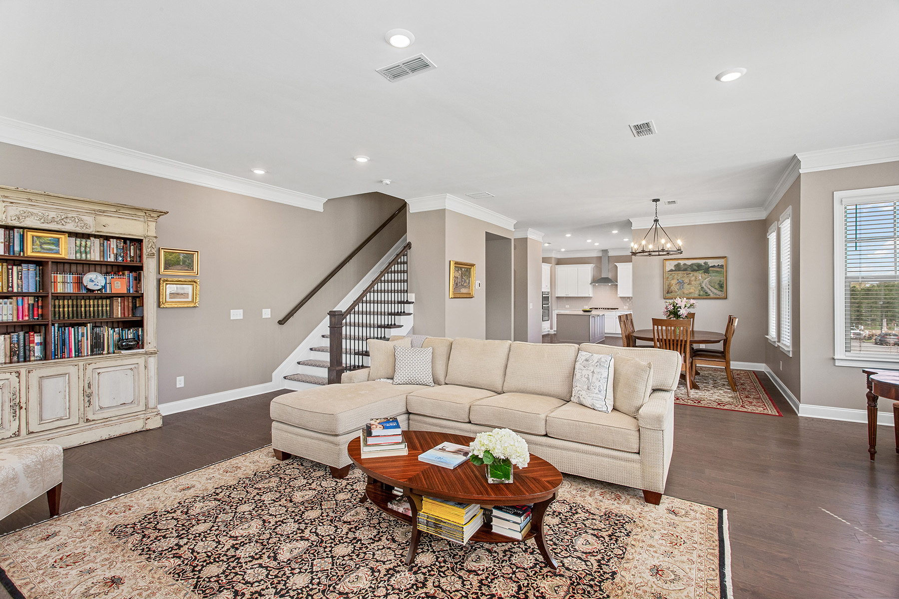3900 Danube Lane