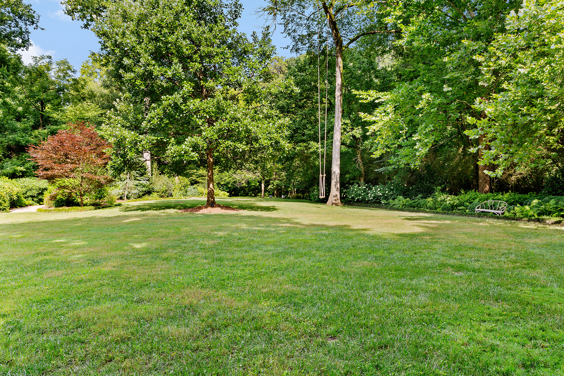 2288 Peachtree Road No. 13
