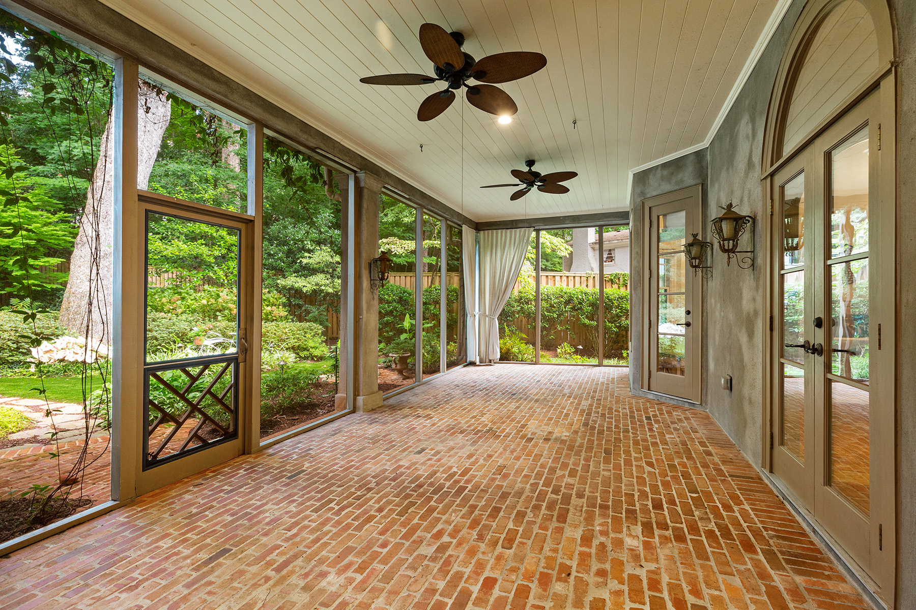 3376 Inman Drive