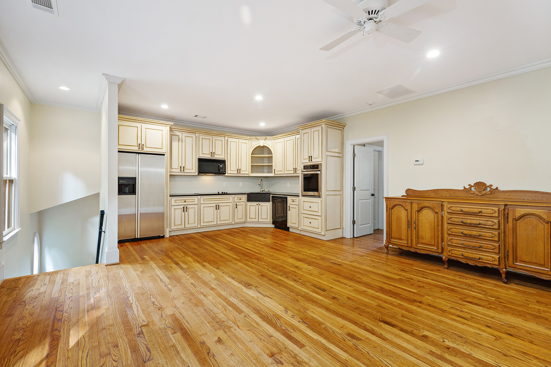 3376 Inman Drive