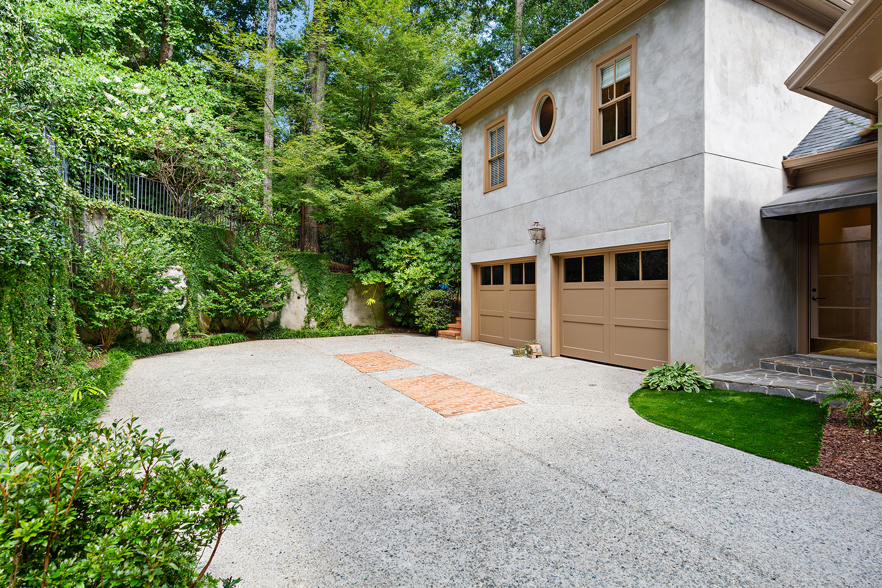 3376 Inman Drive