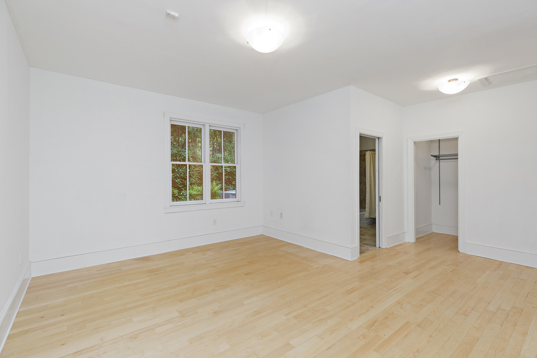 3376 Inman Drive