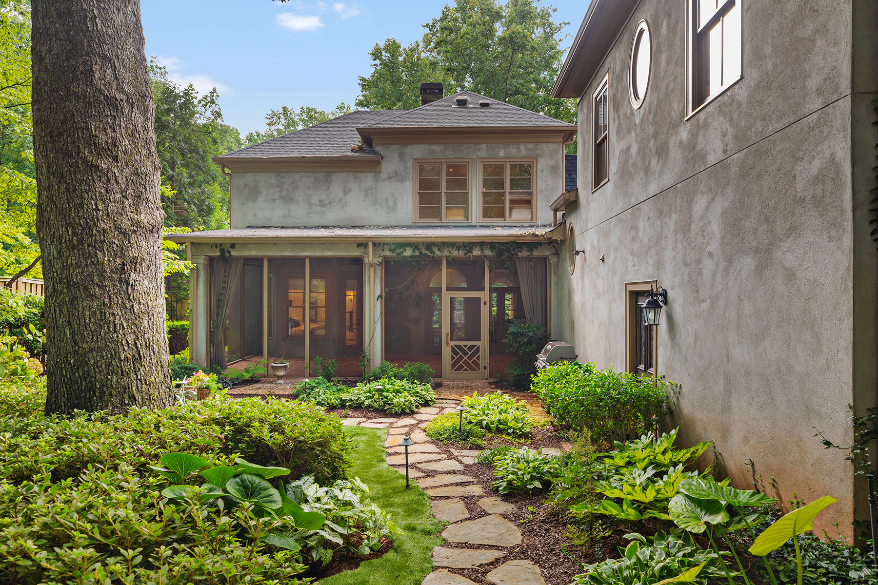3376 Inman Drive
