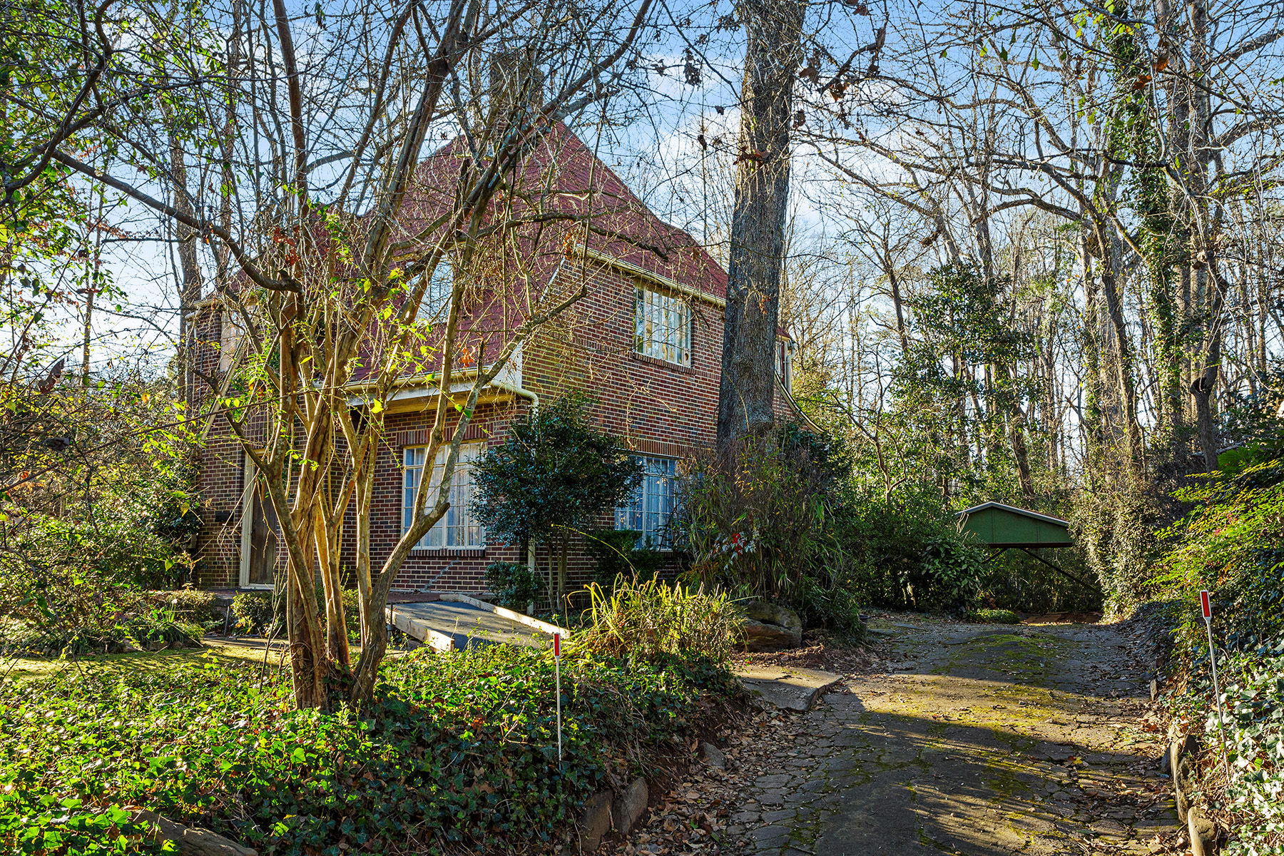 1796 Ridgewood Drive