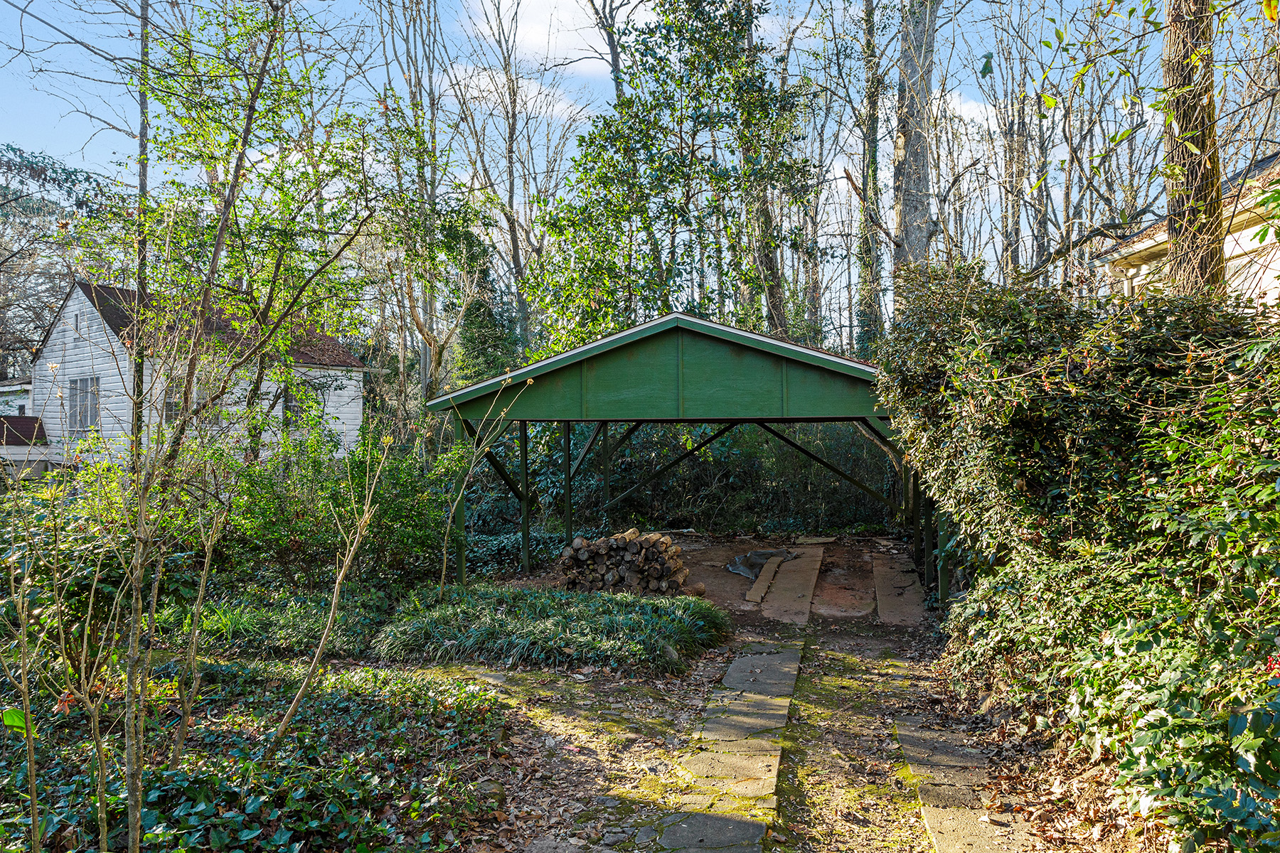 1796 Ridgewood Drive