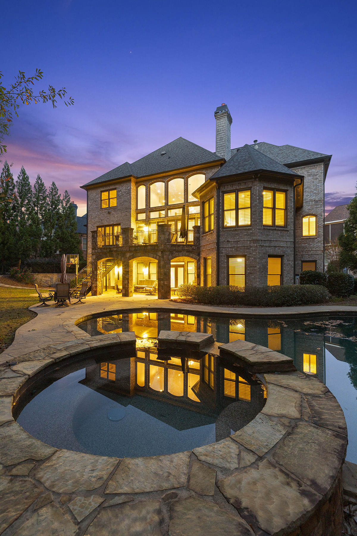 1245 Stonecroft Way