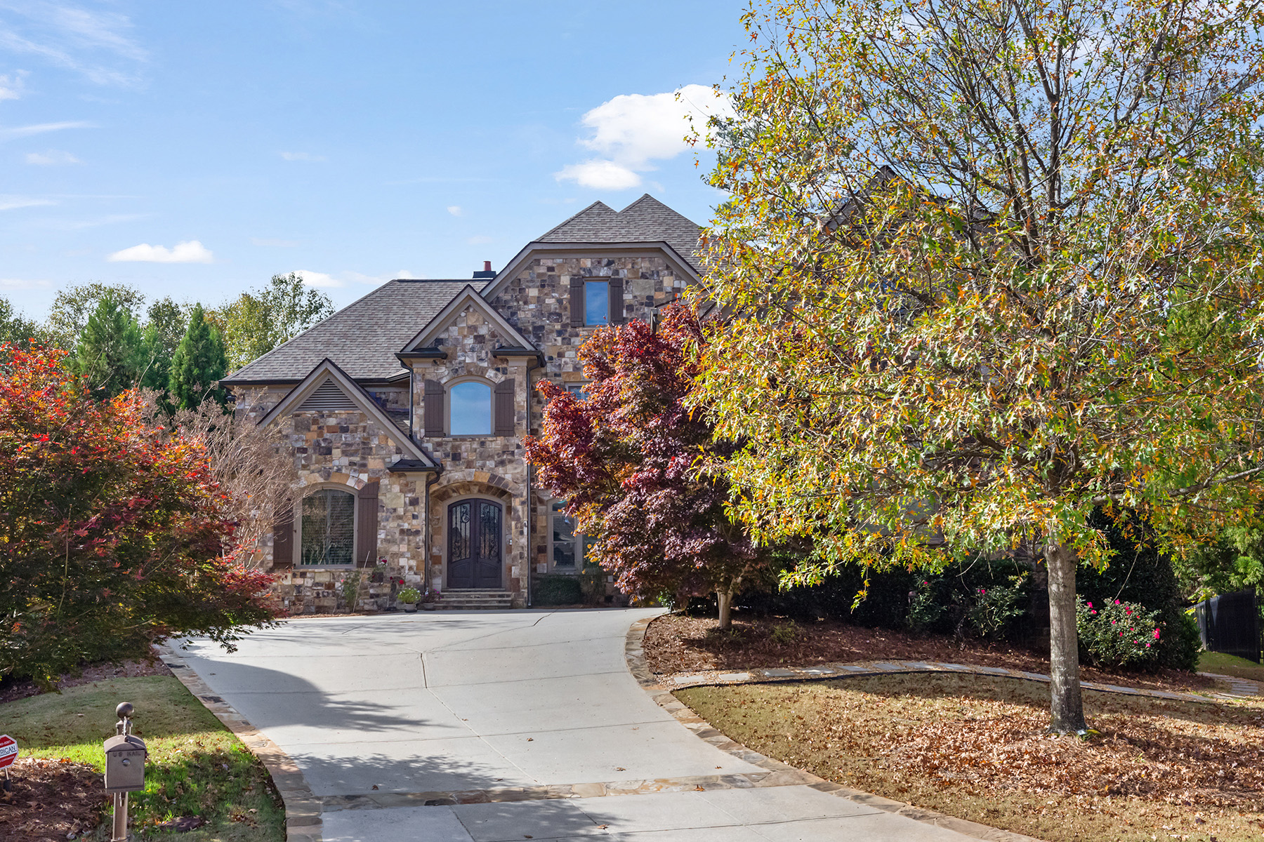 1245 Stonecroft Way