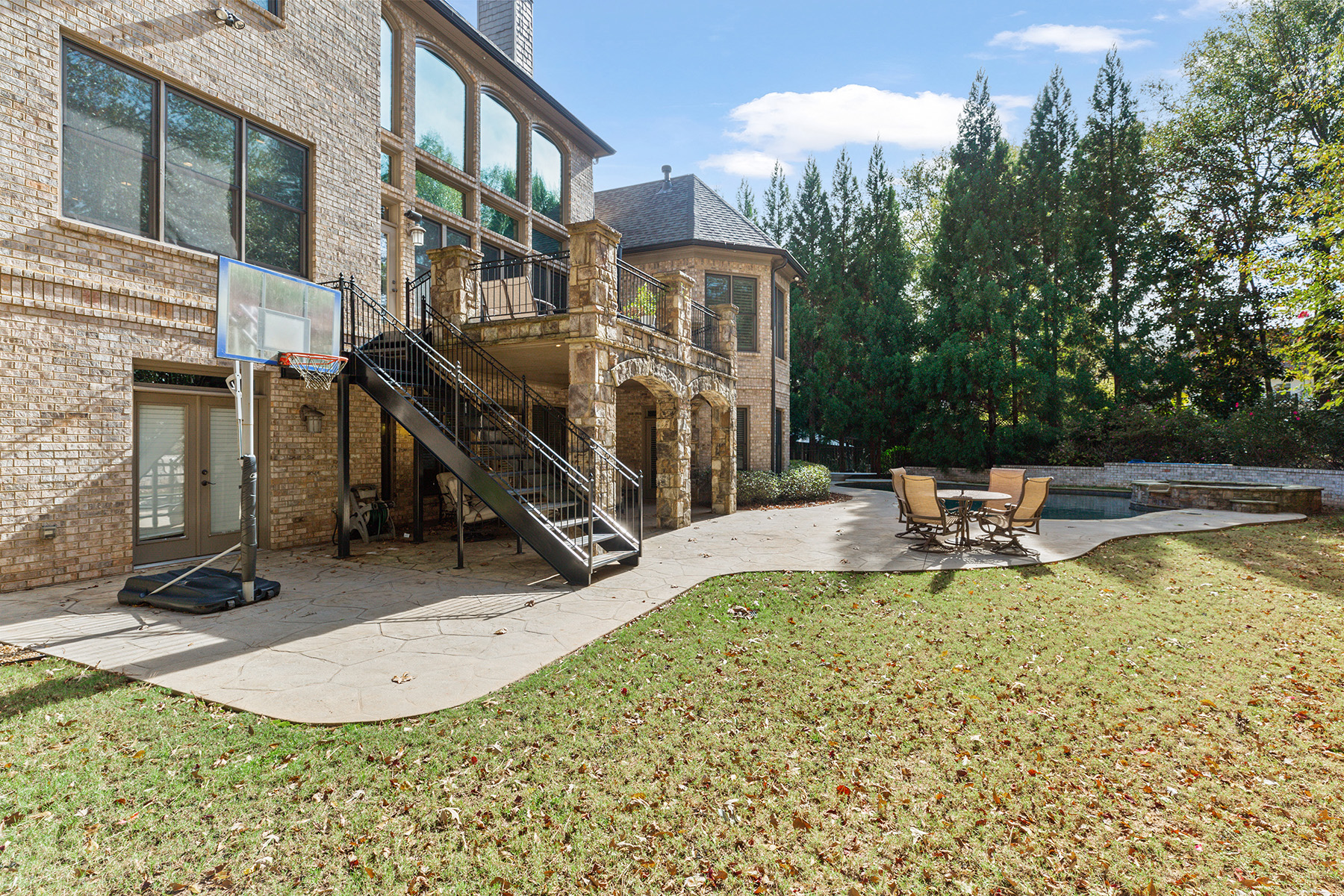 1245 Stonecroft Way