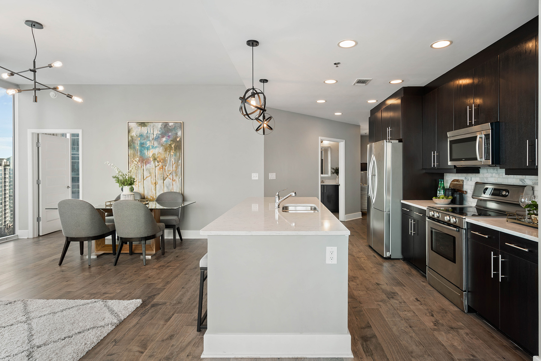 1080 Peachtree Street No. 1402