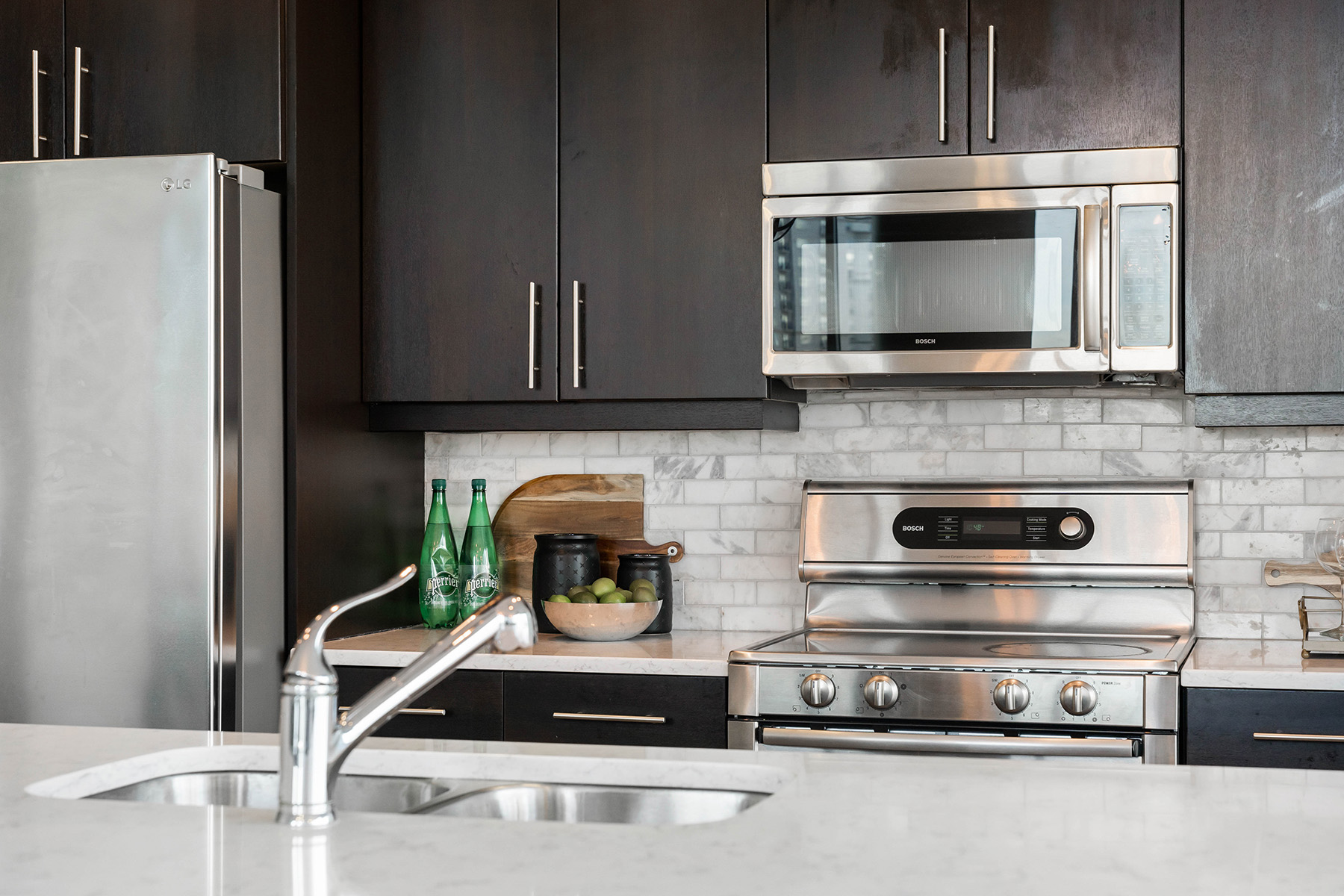 1080 Peachtree Street No. 1402
