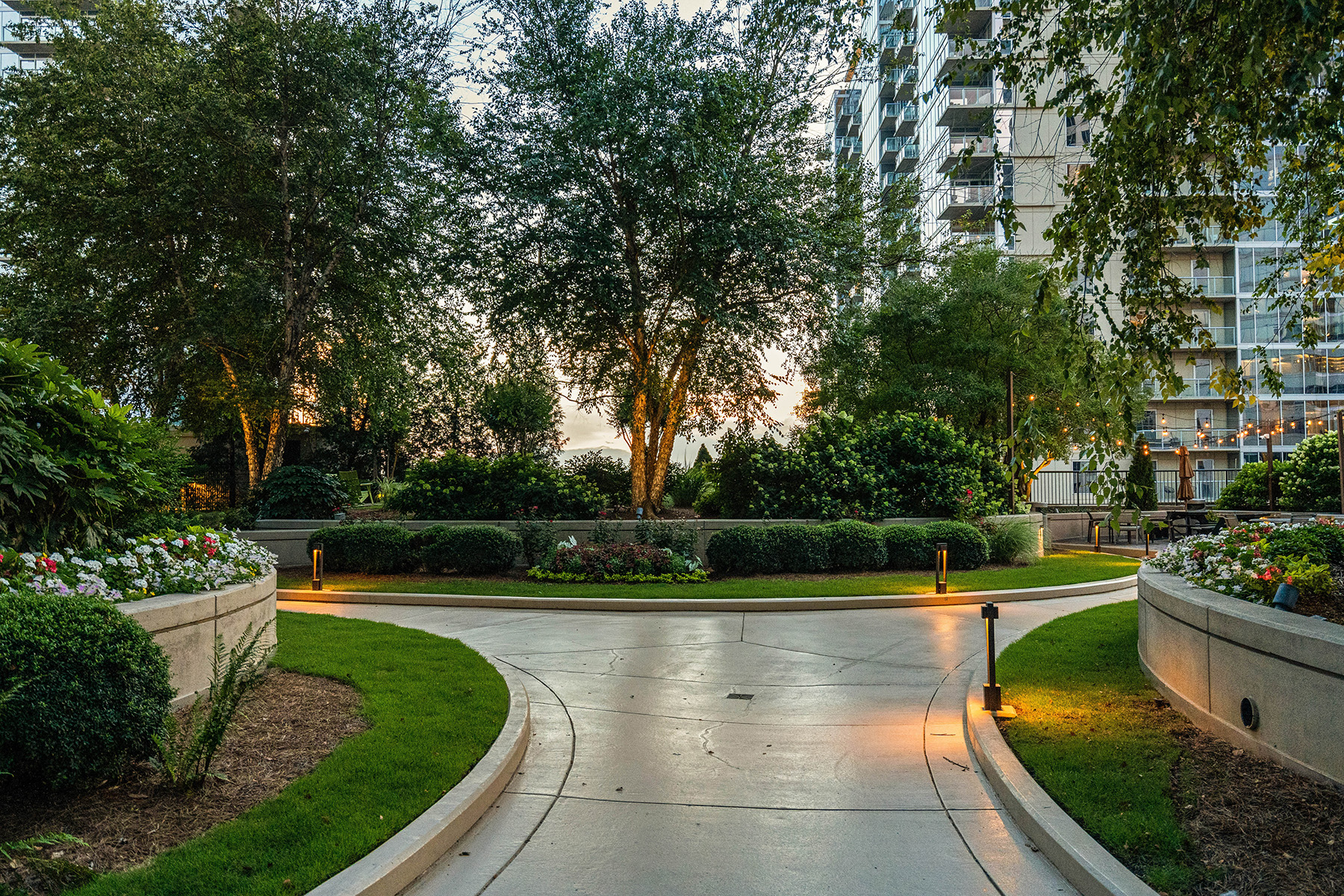1080 Peachtree Street No. 1402