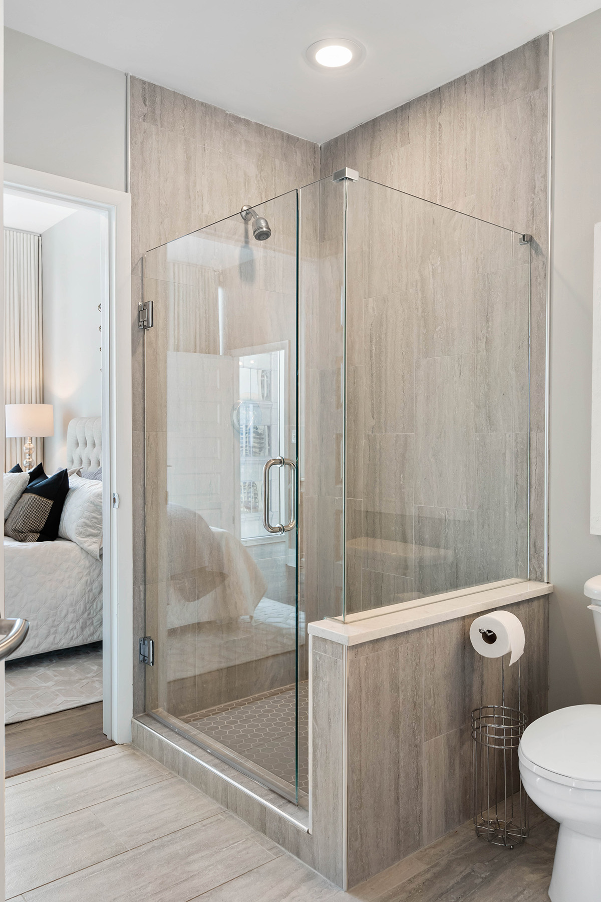 1080 Peachtree Street No. 1402
