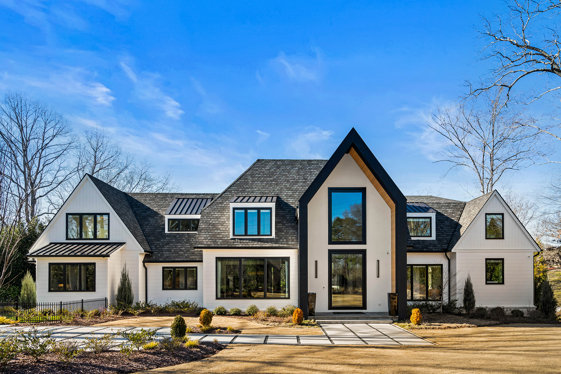 660 Atlanta Country Club Drive
