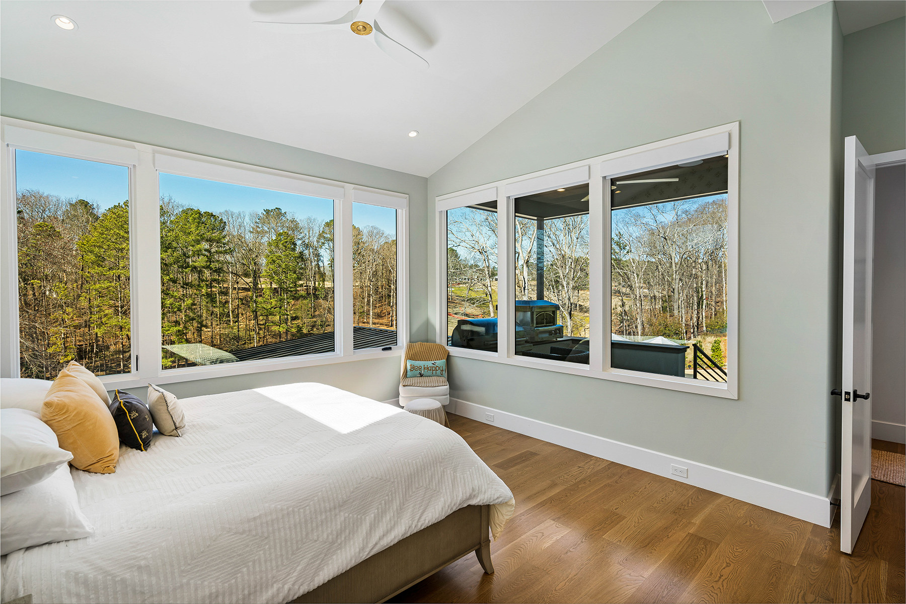 660 Atlanta Country Club Drive