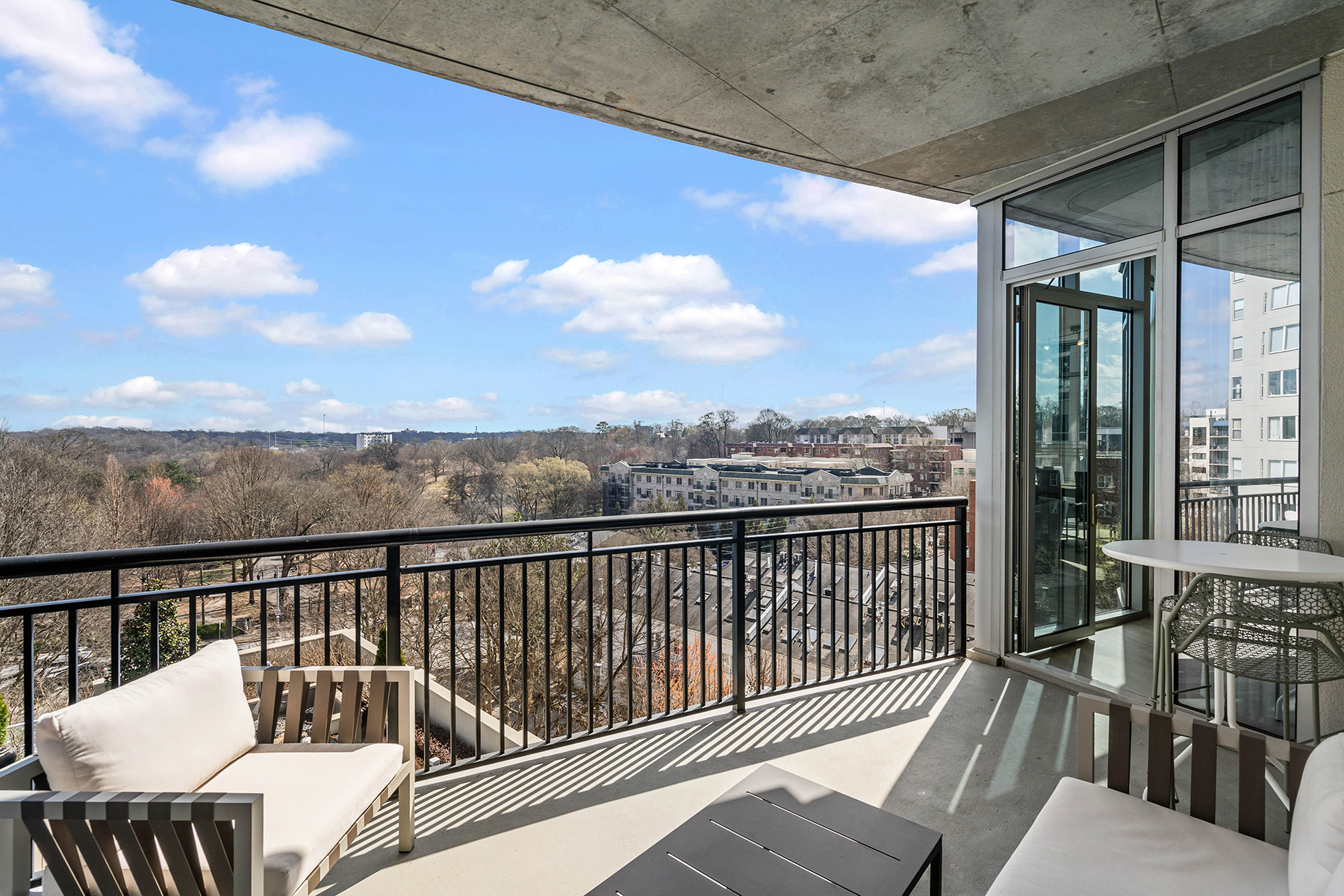 222 12th Street No. 806