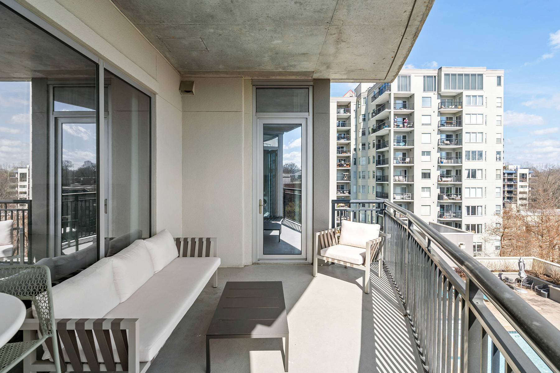 222 12th Street No. 806
