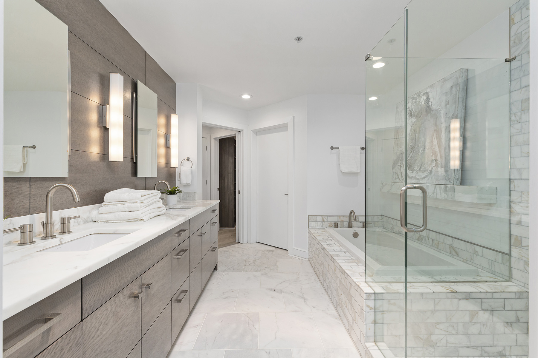 222 12th Street No. 806