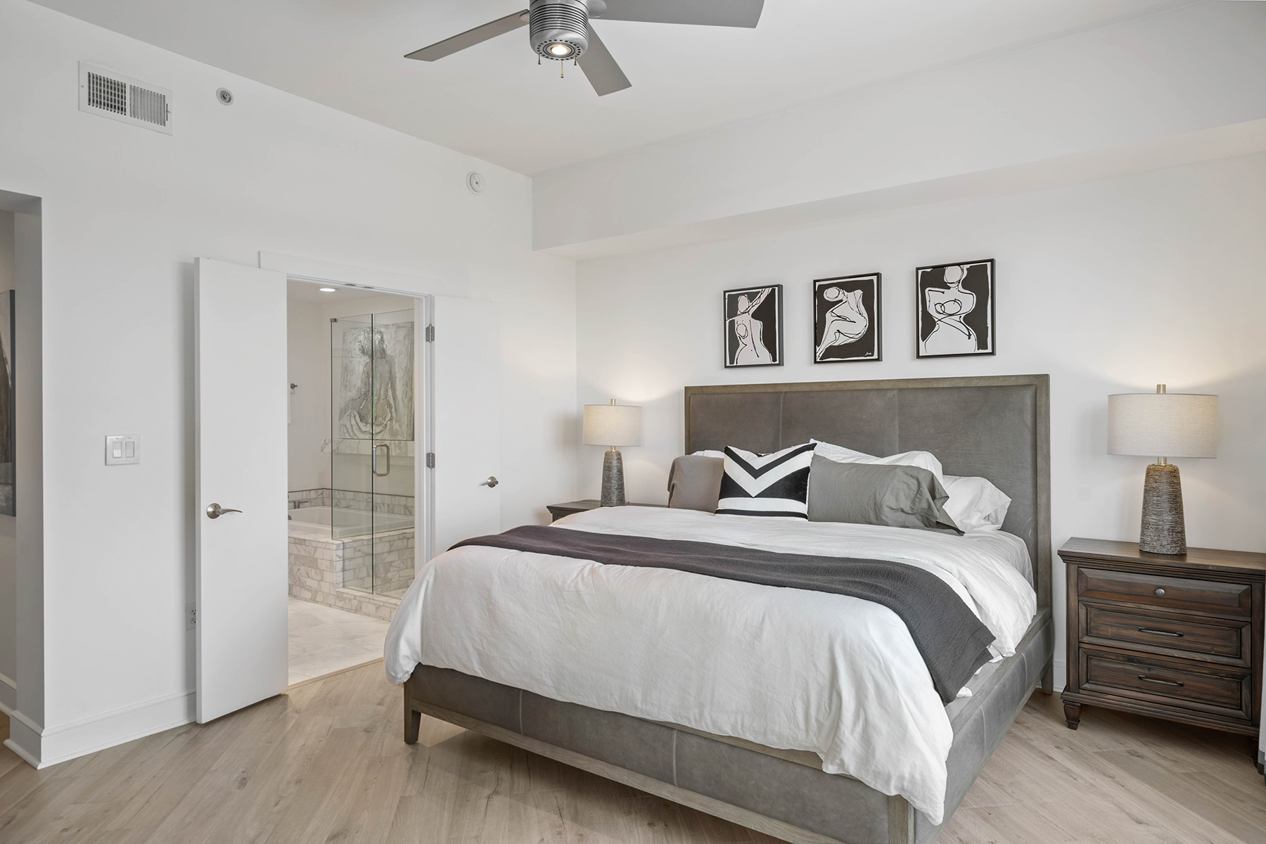 222 12th Street No. 806