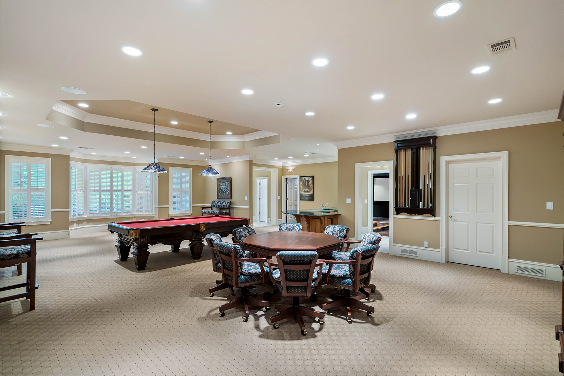 2804 Spreading Oaks Drive