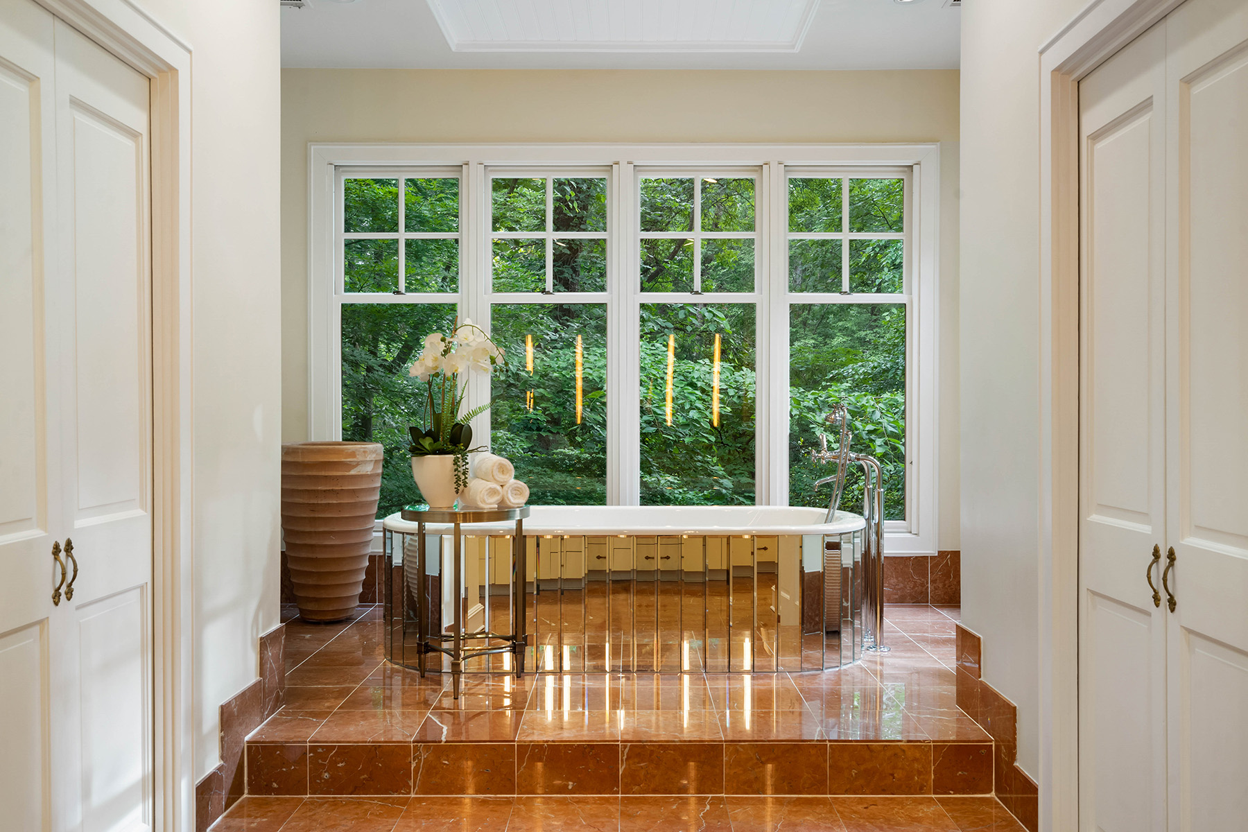 1935 W Paces Ferry Road NW