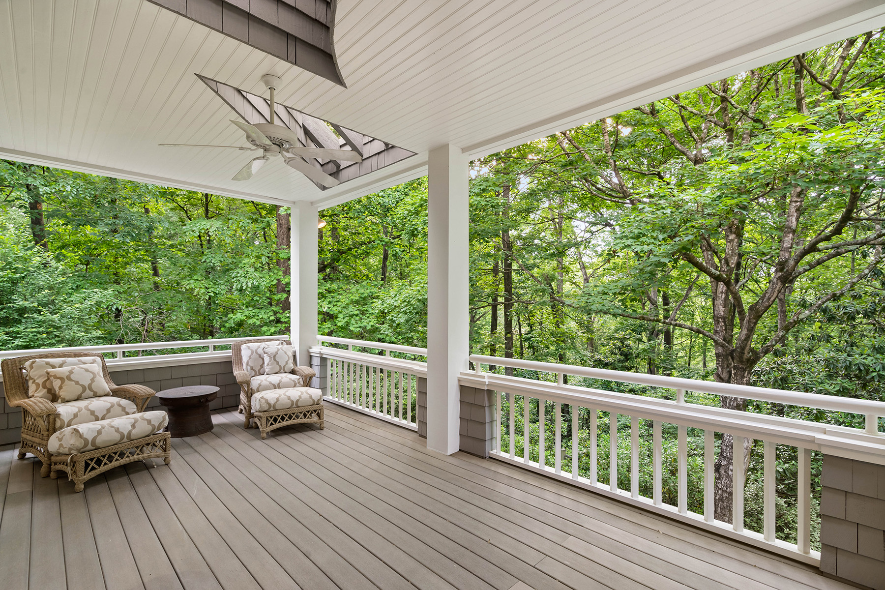 1935 W Paces Ferry Road NW