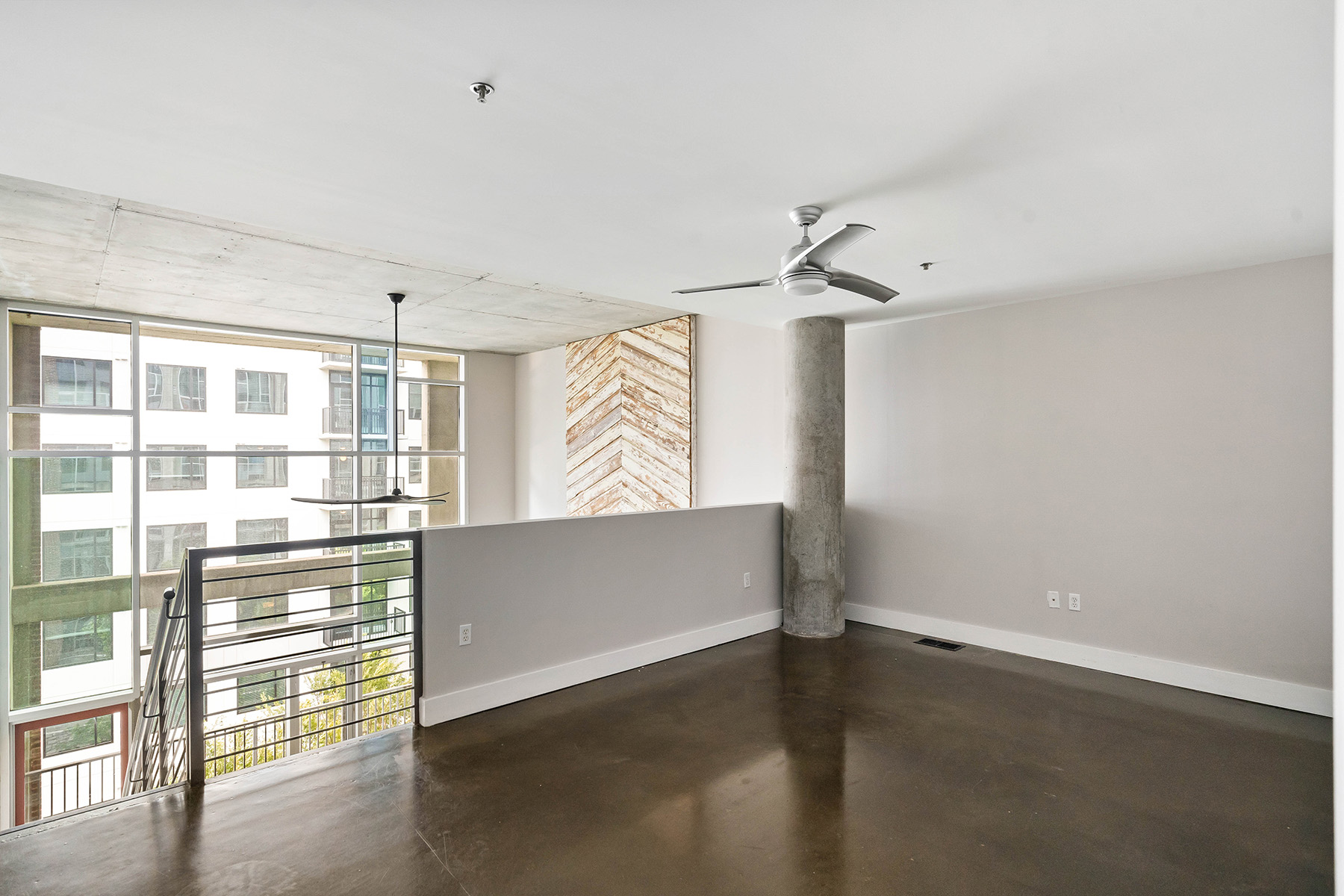 845 Spring Street No. 307