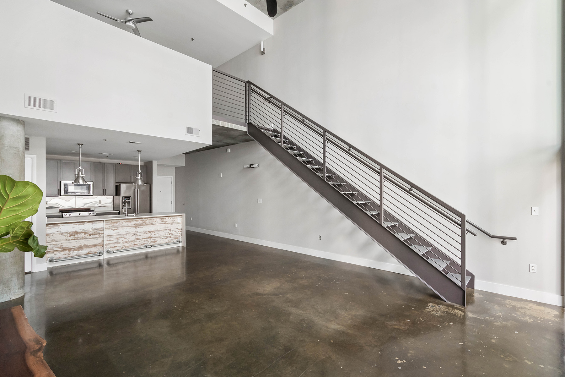 845 Spring Street No. 307