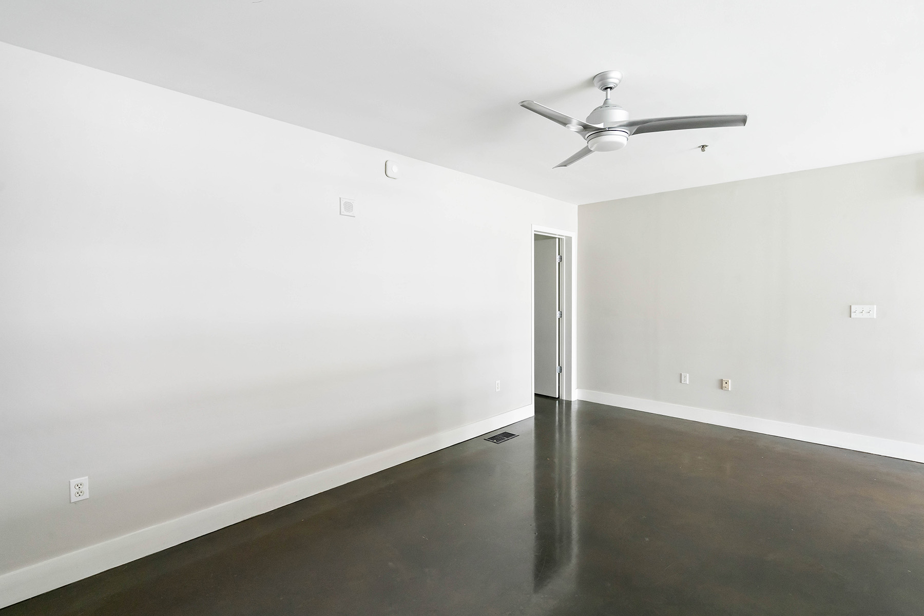 845 Spring Street No. 307