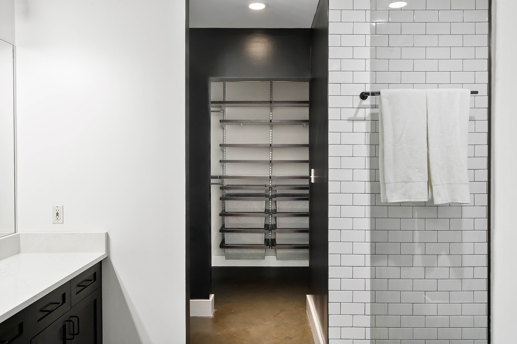 845 Spring Street No. 307