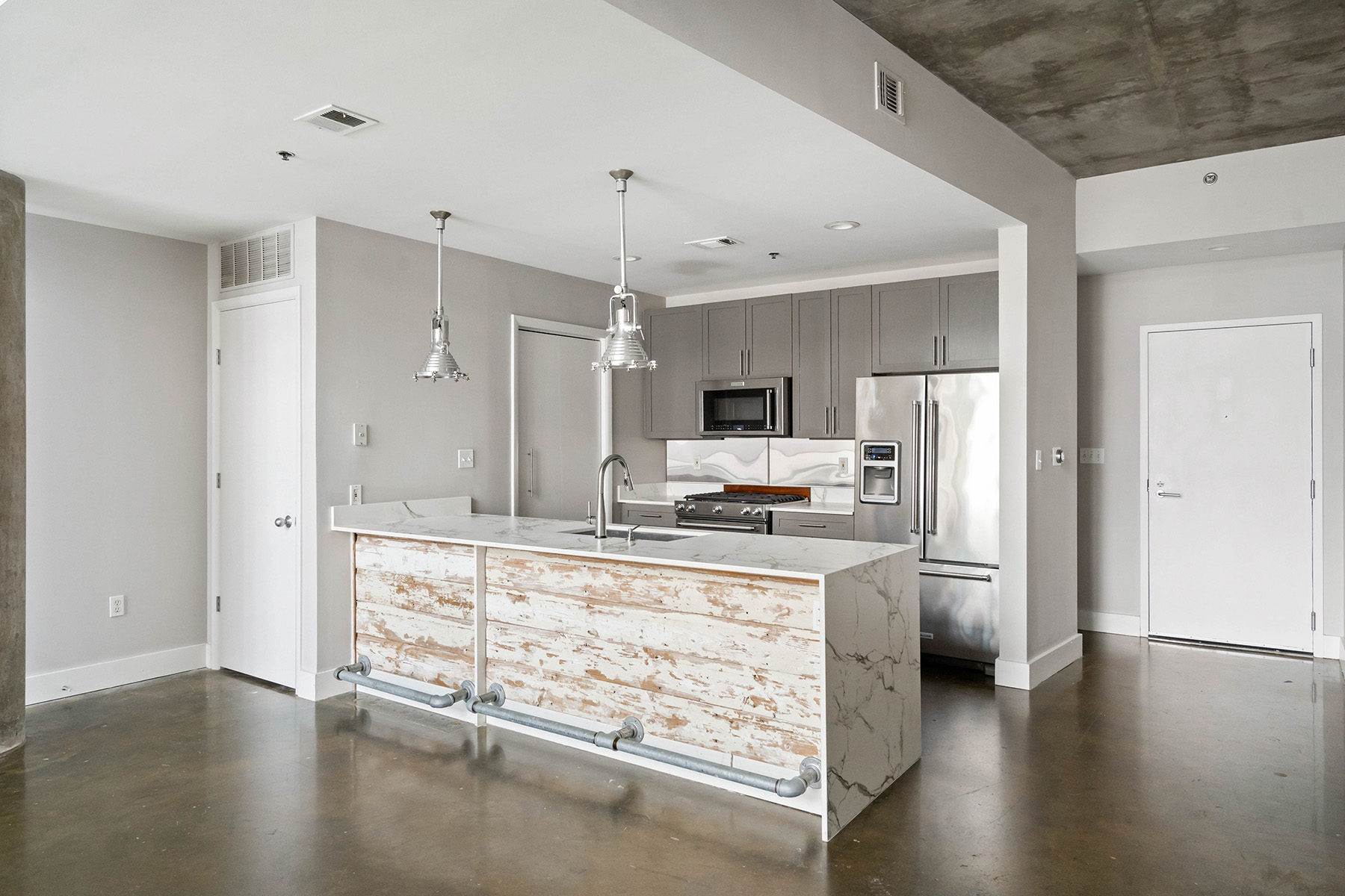 845 Spring Street No. 307