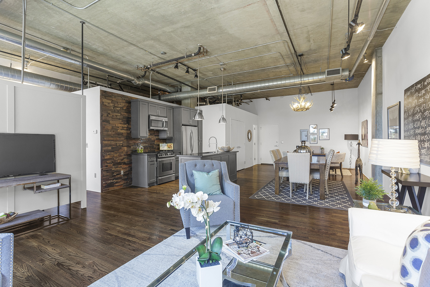 3180 Mathieson Drive No. 505