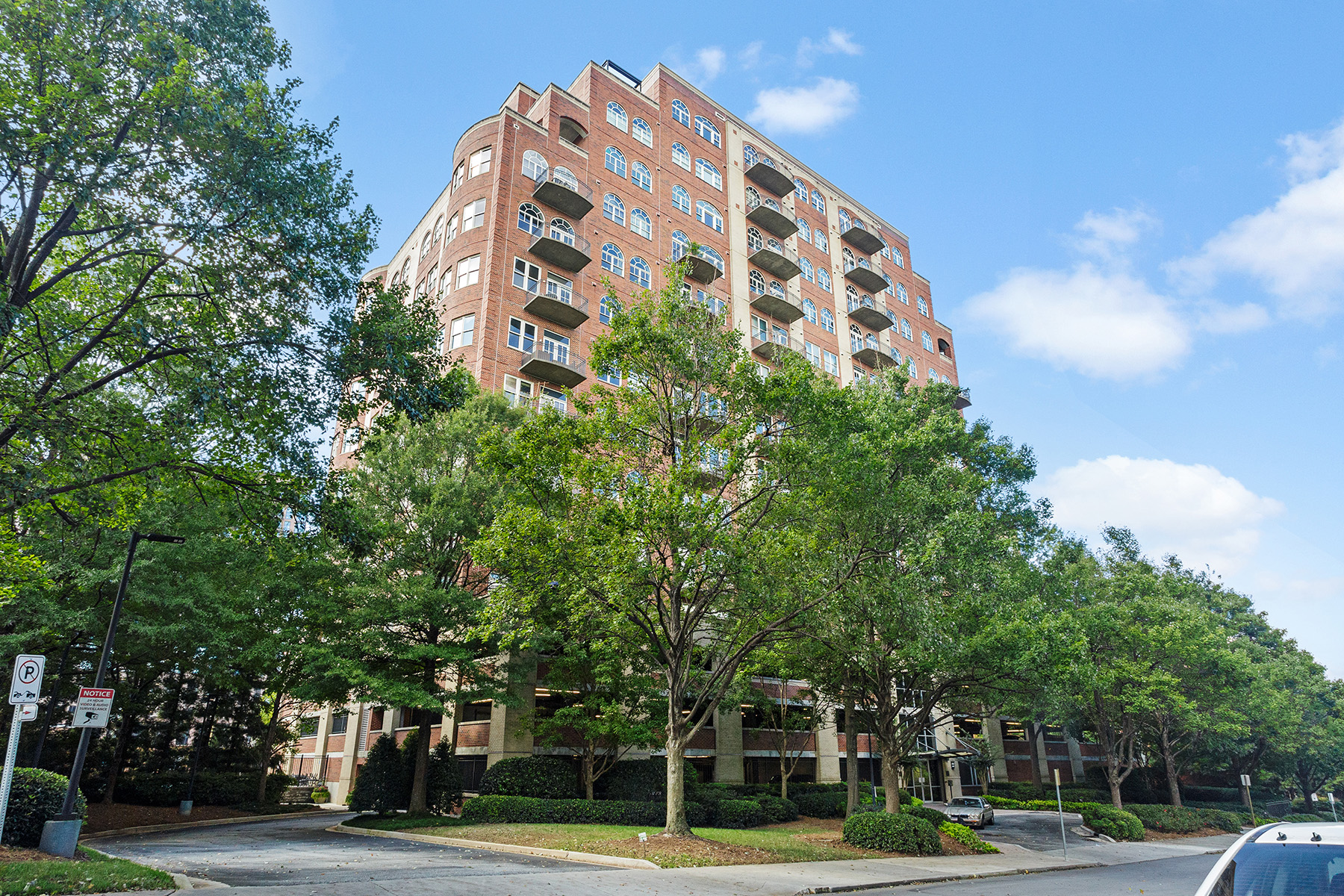 3180 Mathieson Drive No. 505