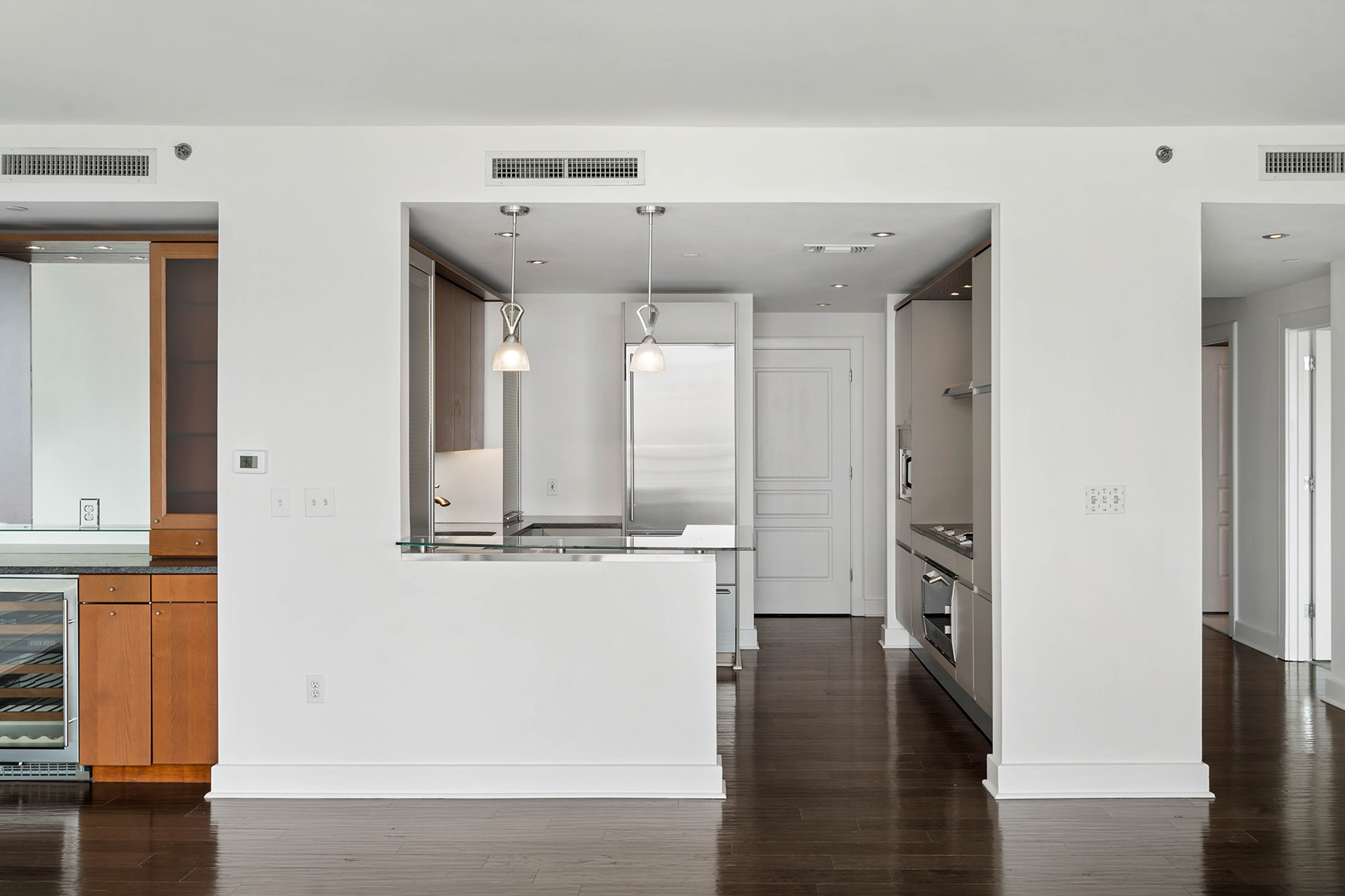 700 Park Regency Place No. 2004