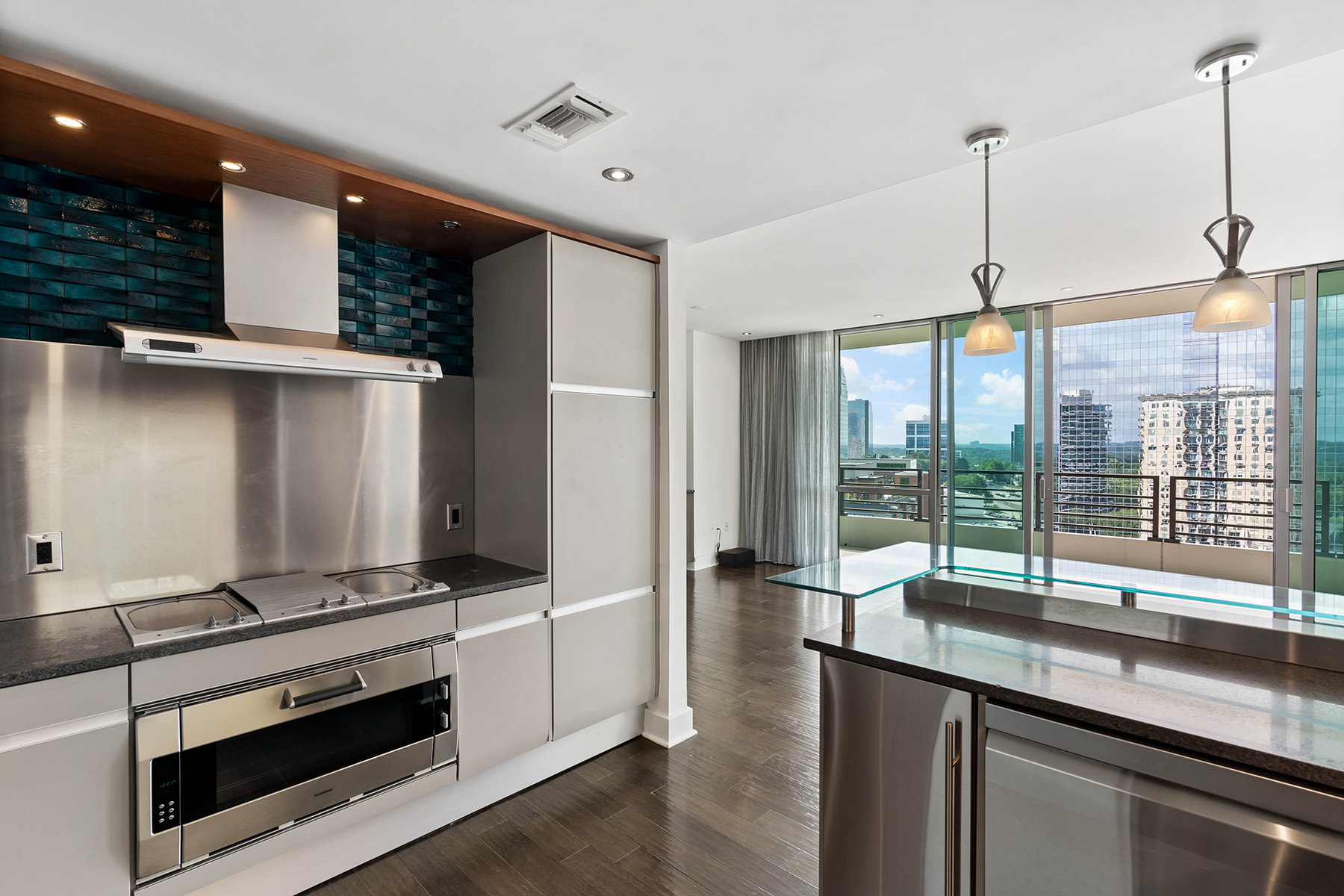 700 Park Regency Place No. 2004