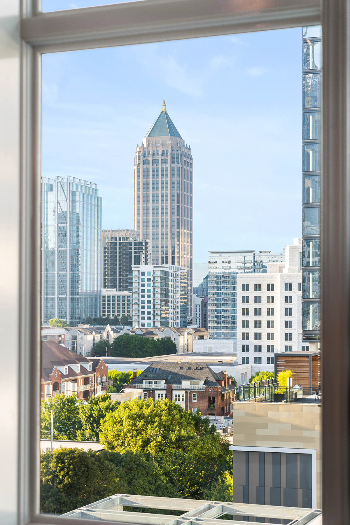 867 Peachtree Street No. 902