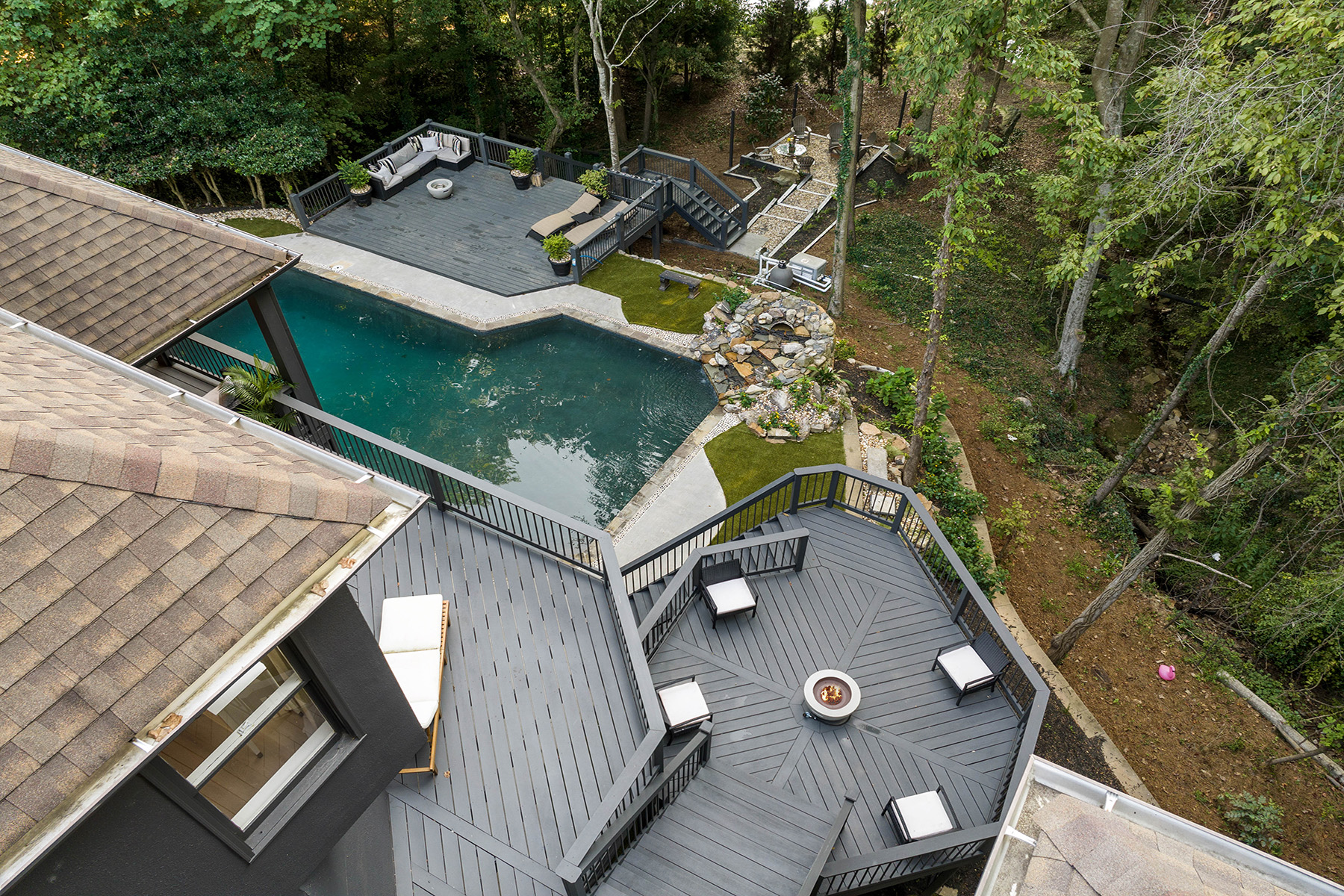 5285 North Powers Ferry Road