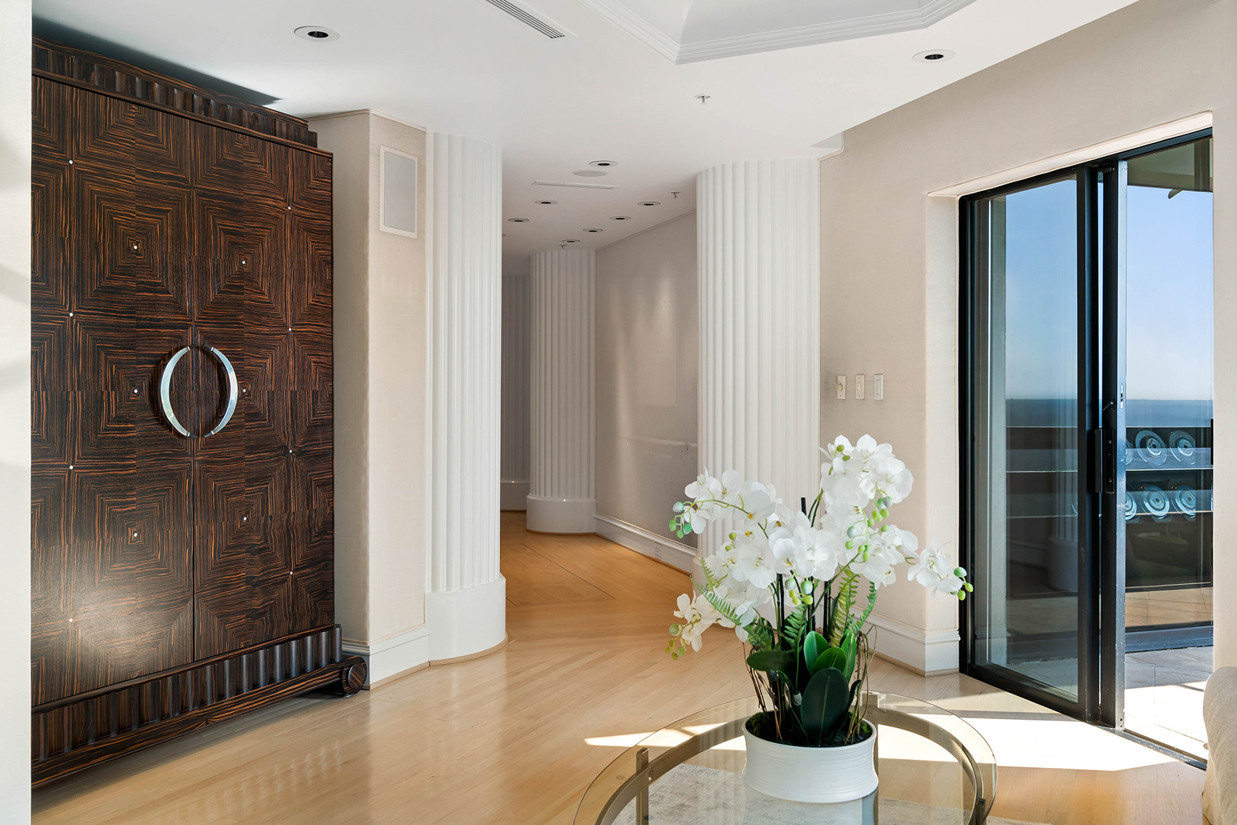 2660 Peachtree Road No. 36D