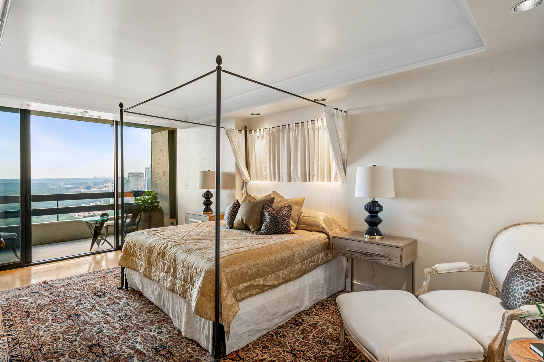 2660 Peachtree Road No. 36D