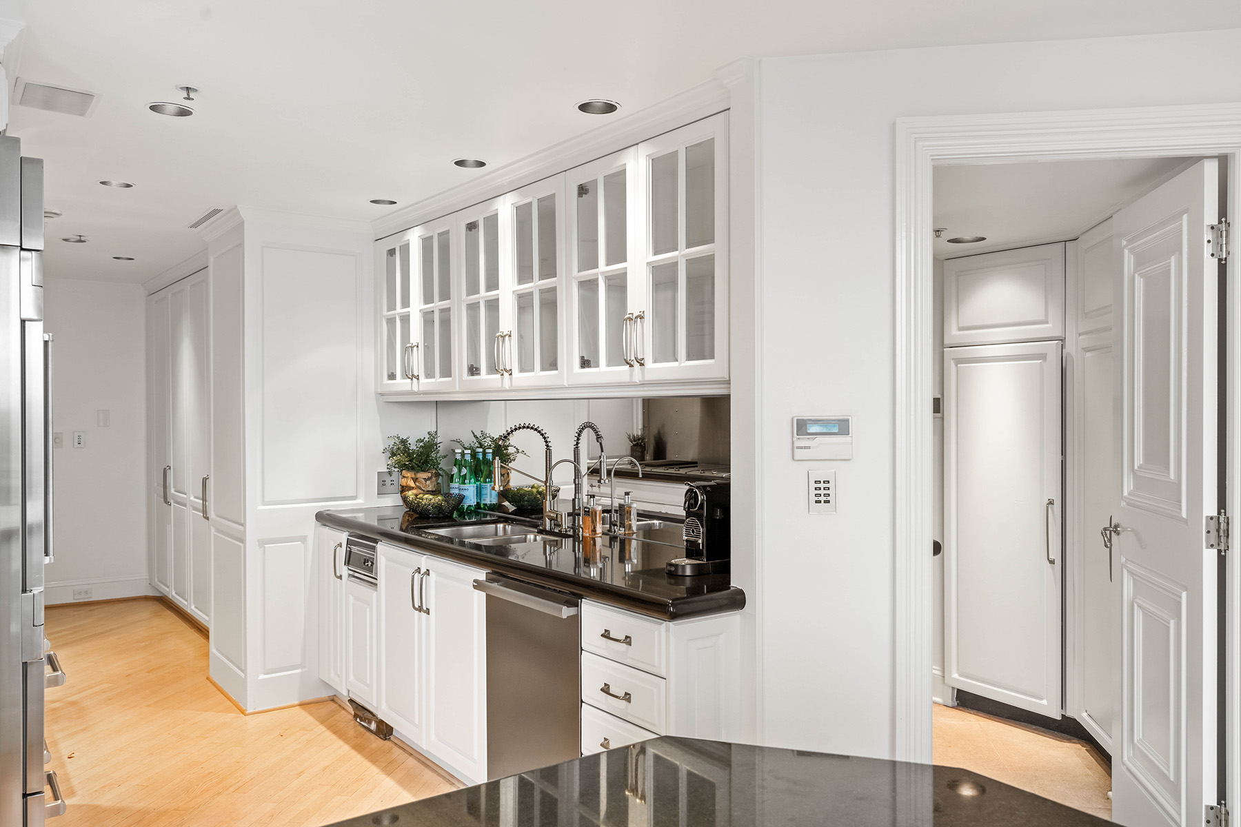 2660 Peachtree Road No. 36D